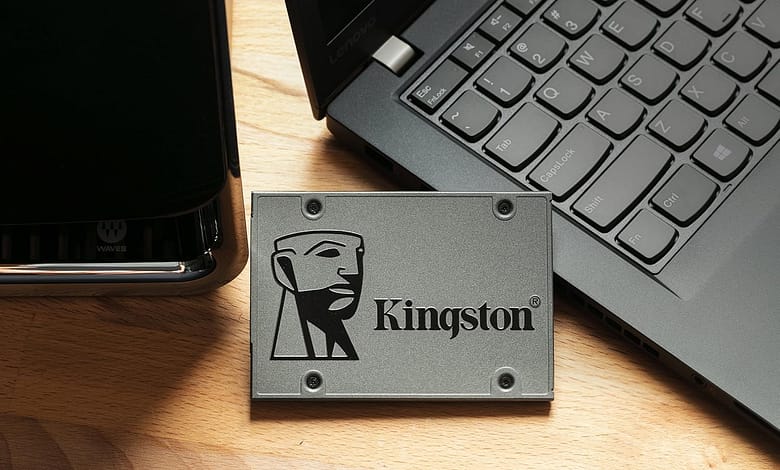 Kingston UV500 480GB SSD review unit with metal chassis